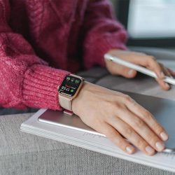 Angel-whisper-Apple-watch-powder-nappa-calf-leather-band-working-with-a-macbook-pro
