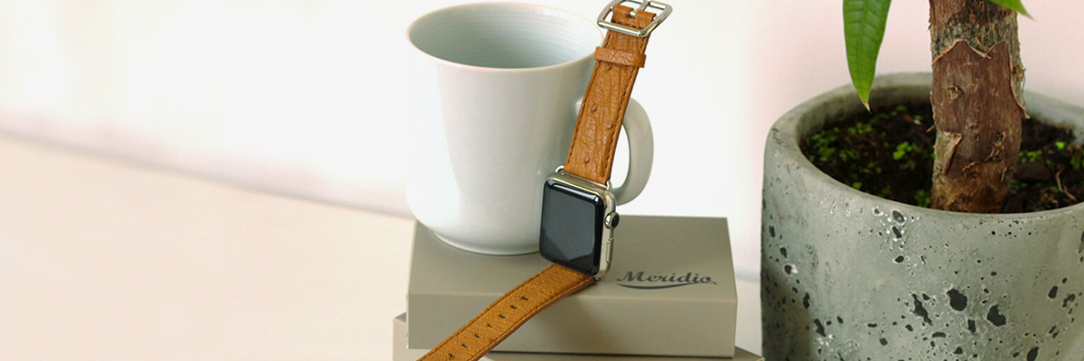desert storm-ostrich-Apple-watch-leather-band-1200x400