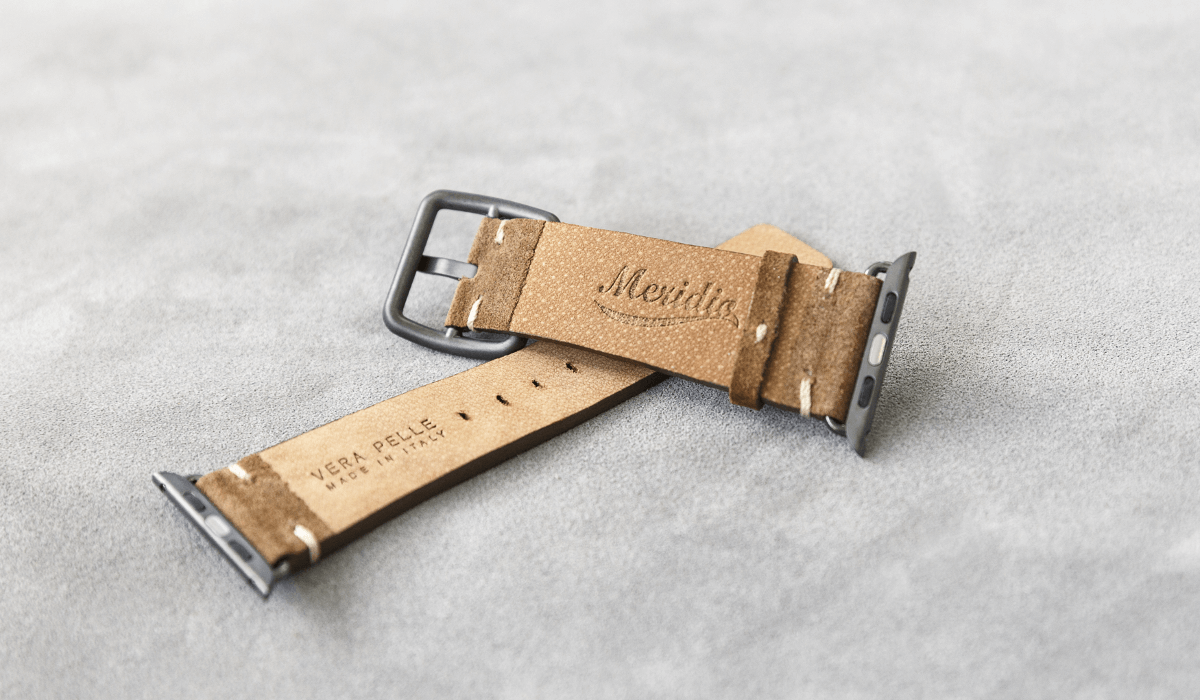 Reindeer-Apple-watch-suede-band-on-back-sides
