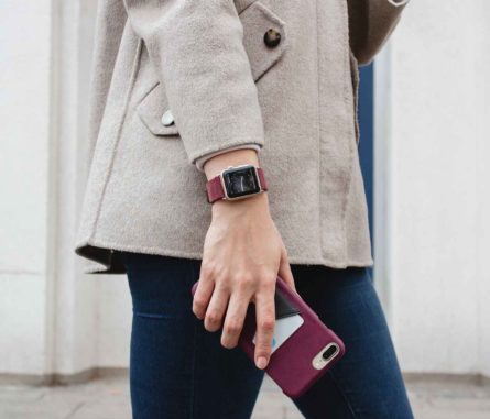 Colonial-Red-and-Grapewine-burgundy-combo-Apple-accessorie-for-elegant-female-outfit