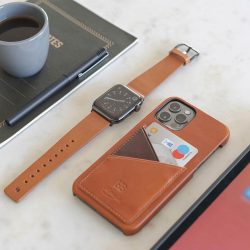 Tawny_Barrel-Apple-light-brown-combo-products-close-to-a-black-notes