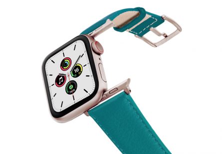 Turquoise_Nappa_leather-band_aluminium_gold_case_flying