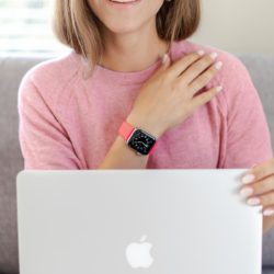 Iced Watermelon-Apple-watch-fuchsia-fluo-band-close-to-a-macbook-bs