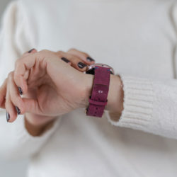 galaxy-watch-active-colonial-red-on-wrist-for-her-with-a-white-shirt