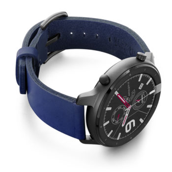 Amazfit-GTR-blue-england-clay-leather-band-with-display-on-right