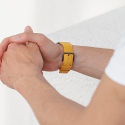 Recycled-Golden-cotton-apple-watch-band-for-him-closeup-back